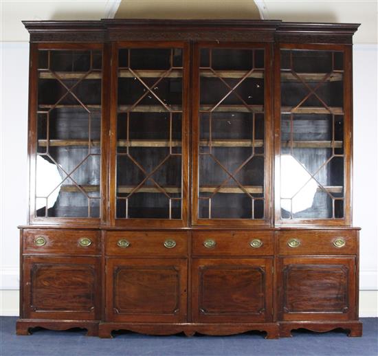 An Edwardian George III style mahogany breakfront library bookcase, W.9ft 2in. D.1ft 11in. H.8ft 6in.